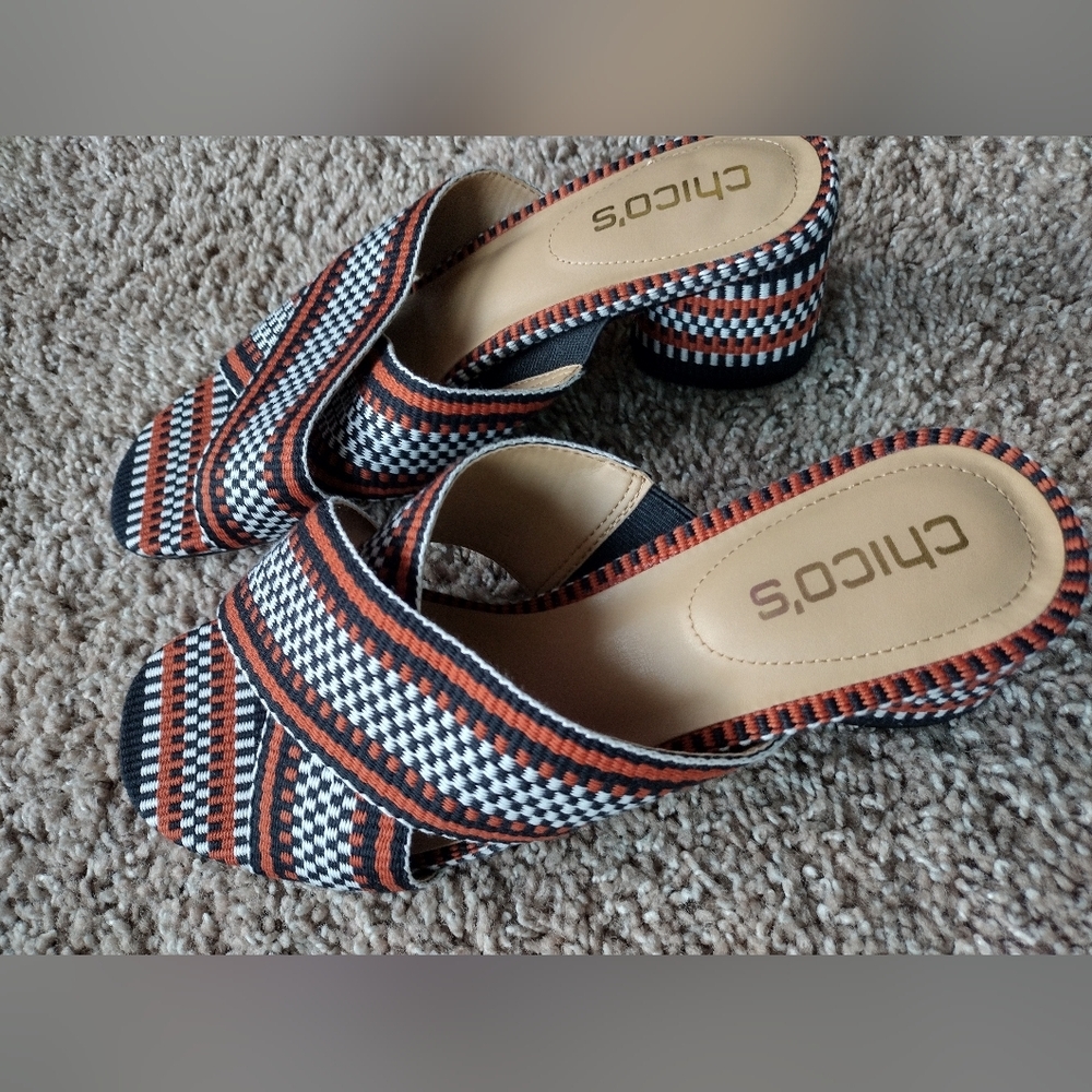 Chico's Women's  Woven Criss Cross Block Heel Sandals 8.5 NWOT - Picture 7 of 8